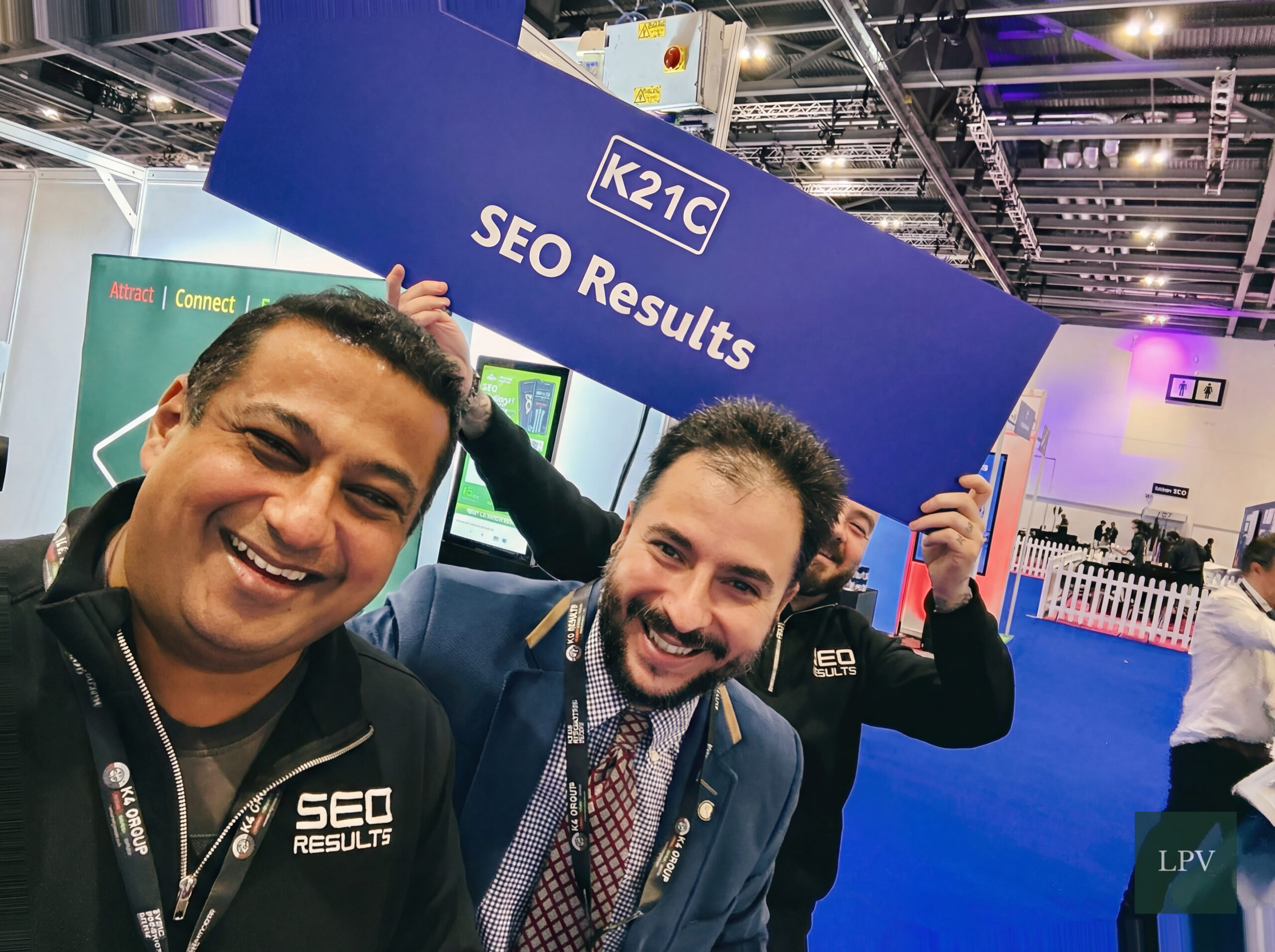 Paresh Parmar networking in London, connecting with entrepreneurs at SEO Results event.