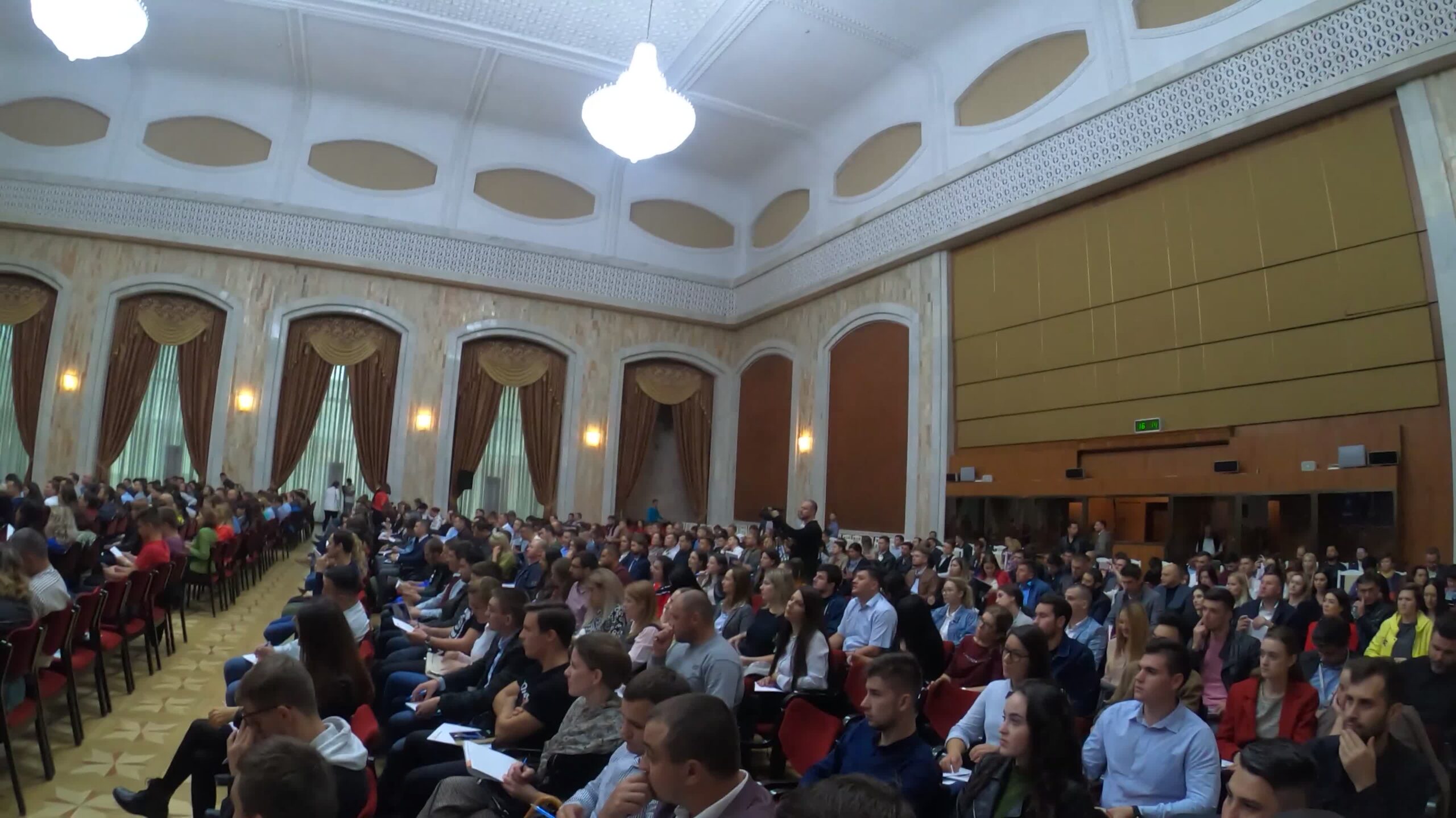Why a Packed Business Event Only Matters If Owners Leave With a Plan: Key Takeaways - done for you social media London